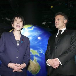 またまた高市首相の外交マナー知らず。下の名前の呼び捨ては仲の良さの象徴ではない（日仏首脳会談）／（Ｃ）共同通信社