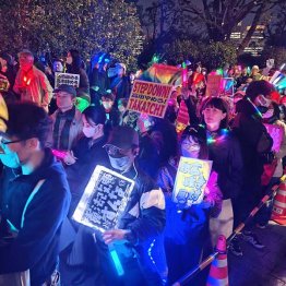 国会前デモもきちんと報道するべき（Ｃ）日刊ゲンダイ