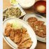 これだけ食べて1040円！左上から時計回りに（なすしょうが炒め、レバーにんにく炒め、定食の焼肉）／（Ｃ）日刊ゲンダイ