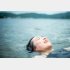 眼の前の野尻湖にザブン（提供写真）