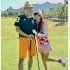 妻のなお美さんとは海外でもゴルフを楽しんだ（本人提供）