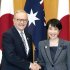 連休中は外遊で日豪首脳会談で笑顔も（Ｃ）共同通信社