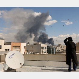 空爆を受けるイランの首都テヘラン（Ｃ）ロイター／WANA (West Asia News Agency)