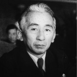 東京帝大教授などを務めた宮沢俊義（1950=昭和25=年1月11日）／（Ｃ）共同通信社