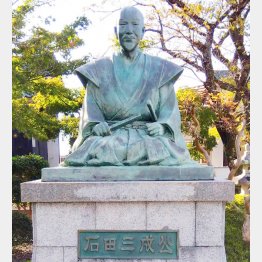 “黒幕”は他にいる