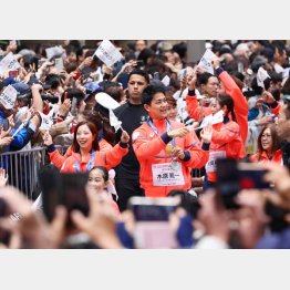 ミラノ・コルティナ2026冬季オリンピック・パラリンピック TEAM JAPAN応援感謝パレード（4月25日）／（Ｃ）日刊ゲンダイ