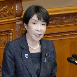 笑顔の裏側の正体みたり（Ｃ）共同通信社