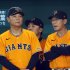 巨人・橋上秀樹監督代行（左）と川合昌弘コーチ（Ｃ）日刊ゲンダイ