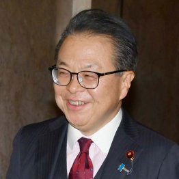 世耕弘成元経産相は復党を切望（Ｃ）日刊ゲンダイ