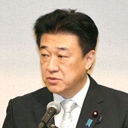 官房長官もウソつき（Ｃ）日刊ゲンダイ