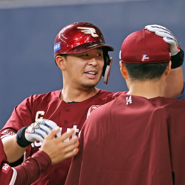野村監督は事実上の“解任”だった 仮にCS突破で日本一になったとしても