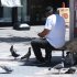 経済的な困窮がもたらすストレスが…（写真はイメージ）／（Ｃ）日刊ゲンダイ