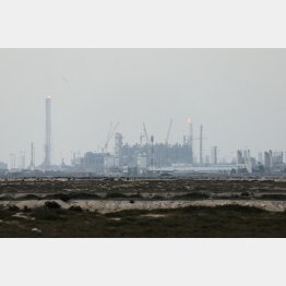 イランの攻撃を受けたカタール・ラスラファン工業都市にある液化天然ガス（LNG）生産施設（Ｃ）ロイター＝共同