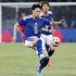 アイスランド戦でプレーする塩貝（Ｃ）共同通信