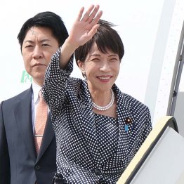 場当たり政策で、レジ改修のために1％にし、すぐまた2年後には8％に戻すというお笑い（Ｃ）日刊ゲンダイ
