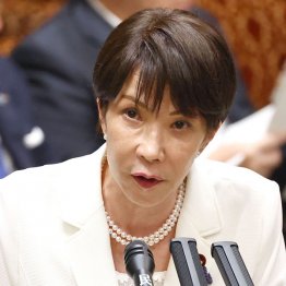 逆上しては“激昂”答弁連発（Ｃ）日刊ゲンダイ