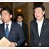 筋違いの抗議（小泉進次郎防衛相と木原稔官房長官＝右）／（Ｃ）日刊ゲンダイ