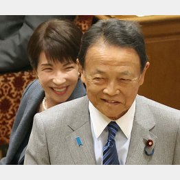 摂関政治か（Ｃ）日刊ゲンダイ