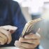 スマホ操作に慣れていない高齢者も少なくない