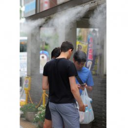 たまらない暑さ（Ｃ）日刊ゲンダイ