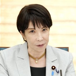 支持と不支持が逆転（Ｃ）共同通信社