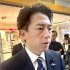 問題提起であっても粗雑で乱暴過ぎる（取材を受ける小泉進次郎防衛相＝NATO本部、ブリュッセル）／（Ｃ）共同通信社