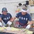 2016年の熊本地震での石原プロの炊き出し（提供写真）