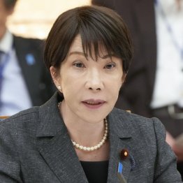 支持率欲しさに後は野となれ（Ｃ）共同通信社