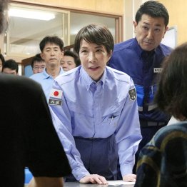 場当たり的な政治手法、ハナからやる気ナシ（代表撮影）