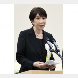 白々しい挨拶と冷酷な対応。悪夢の8月（Ｃ）共同通信社