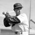 南海ホークス入団直後の大沢啓二。打撃フォームを披露（1956年＝昭和31）／（Ｃ）共同通信社
