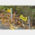 大倉山ジャンプ競技場に設置された、クマの侵入を防ぐ電気柵（Ｃ）共同通信社
