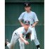 1998年夏の甲子園を前に松坂大輔の投球練習を見守る渡辺元智氏（Ｃ）日刊ゲンダイ