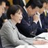 心血を注ぐ？（千葉豪雨の関係閣僚会議）／（Ｃ）共同通信社