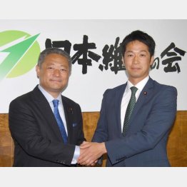 61歳馬場前代表と45歳藤田共同代表（Ｃ）日刊ゲンダイ
