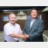 中村親方（元関脇嘉風）と元NHKアナの吉田賢氏（Ｃ）日刊ゲンダイ