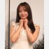 あざとかわいいポーズに応じてくれた森香澄（Ｃ）日刊ゲンダイ