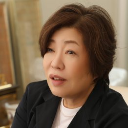 林真理子氏（Ｃ）日刊ゲンダイ