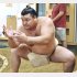 綱とりに向けてやる気まんまんの霧島（Ｃ）共同通信社