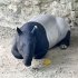 パンダと同じ白黒のツートンカラーのマレーバク（Ｃ）日刊ゲンダイ