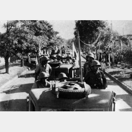 仏印進駐、ハノイに向かう日向快速部隊（1941=昭和16=年7月28日）／（Ｃ）共同通信社