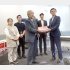 約11万筆超の署名を提出（提供写真）
