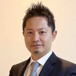 藤保クリニック院長の飯島康弘医師（提供写真）