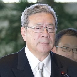 過去の談合事件で有罪判決を受けた中司宏規制改革相、早速“裏金”還流疑惑が浮上（Ｃ）共同通信社