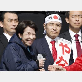 任命責任が問われる（2月の衆院選の街頭演説）／（Ｃ）共同通信社