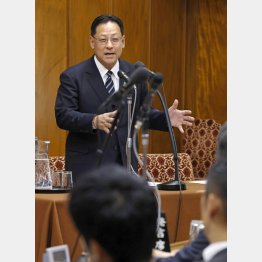 2024年旧安倍派裏金疑惑の836万円不記載のときにも、似たような感覚で（衆院政治倫理審査会で弁明する関芳弘氏＝2024年12月）／（Ｃ）共同通信社
