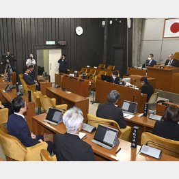 疑念は、何一つ払拭されていない（簗和生農相に抗議する決議を可決した栃木県那須烏山市議会＝14日）／（Ｃ）共同通信社
