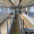 窓を眺めながらくつろげる畳席（「野岩鉄道」提供）