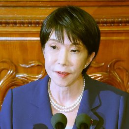 再選固めで得意顔、国民よそ眼でいい気なものだ（Ｃ）日刊ゲンダイ