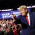 トランプ米大統領のネクタイはいつも「赤」、中間選挙でトランプ米大統領（共和党）が勝つと株高へ（Ｃ）ロイター